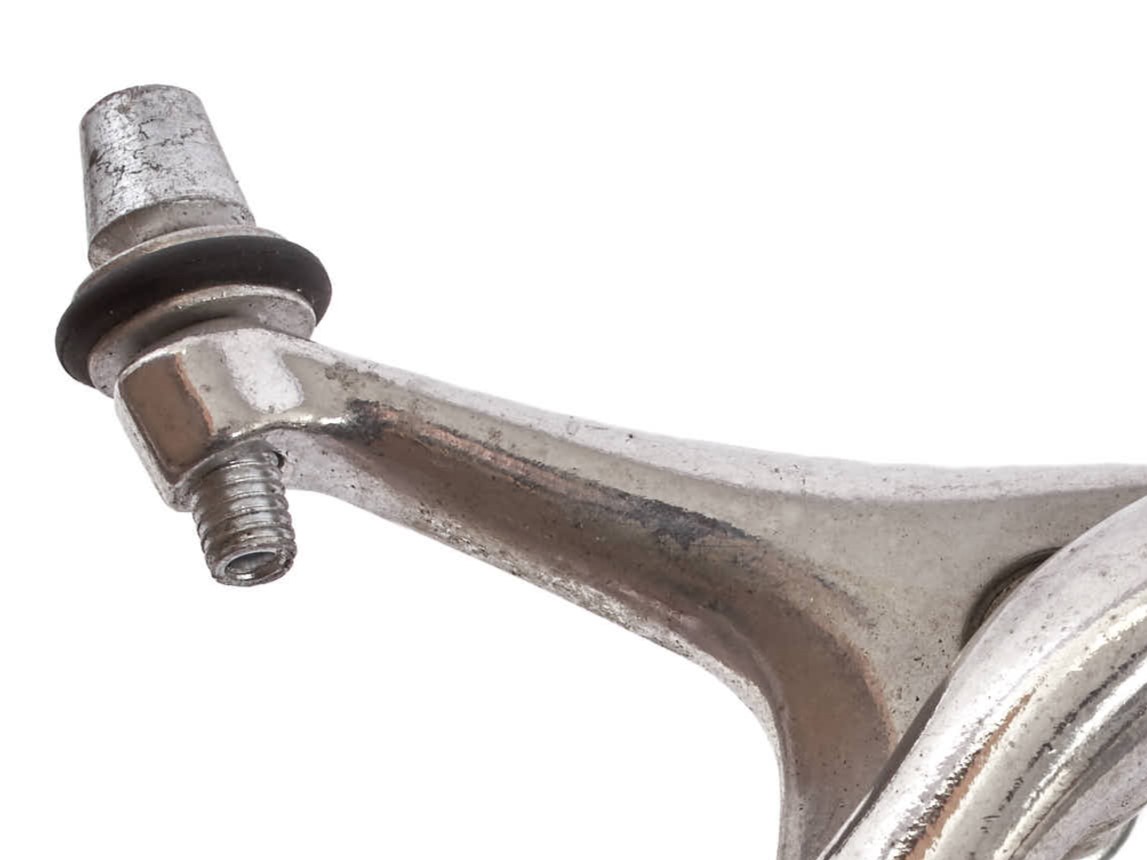 Nahaufnahme FIXIE Hinterradbremse mit Bremsschraube