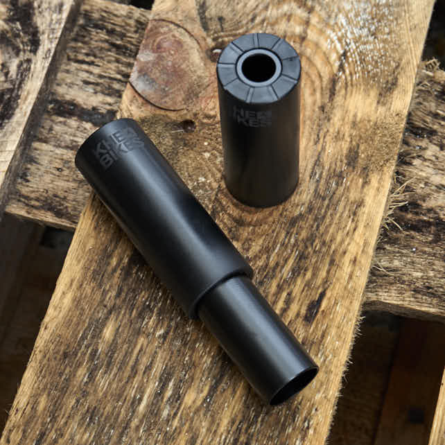 2nd Pro Pegs schwarz aus CrMo für 10mm und 14mm Achsen 2nd Pro Pegs schwarz aus CrMo für 10mm und 14mm Achsen