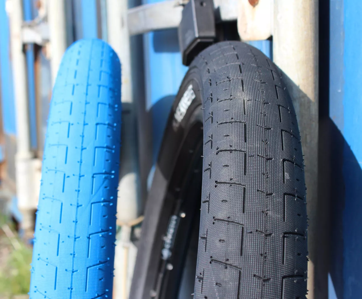 BMX tyres KHE ACME 20 inch x 2.40 inch